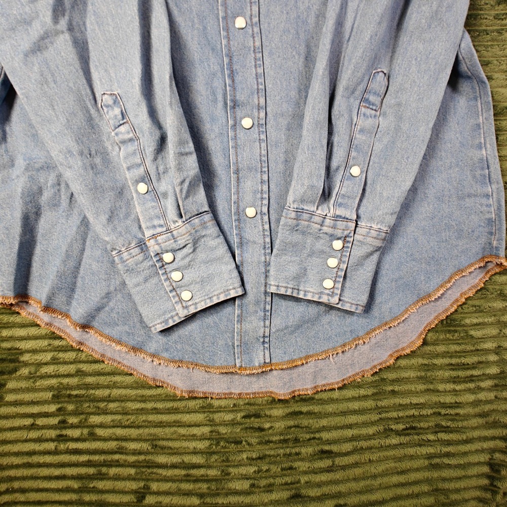 Wrangler Mens Blue Denim Pearl Snap Western Shirt Raw Hem Light Wash Medium 0124 - Picture 5 of 8